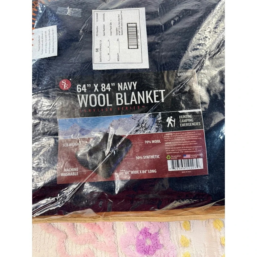 SE Survivor Series Navy Blue Wool Blend Blanket 64x84 Hunting‎ Camping BI66846BL